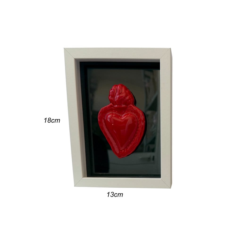 Cornice con cuore sacro rosso e sfondo nero misure 13x18cm