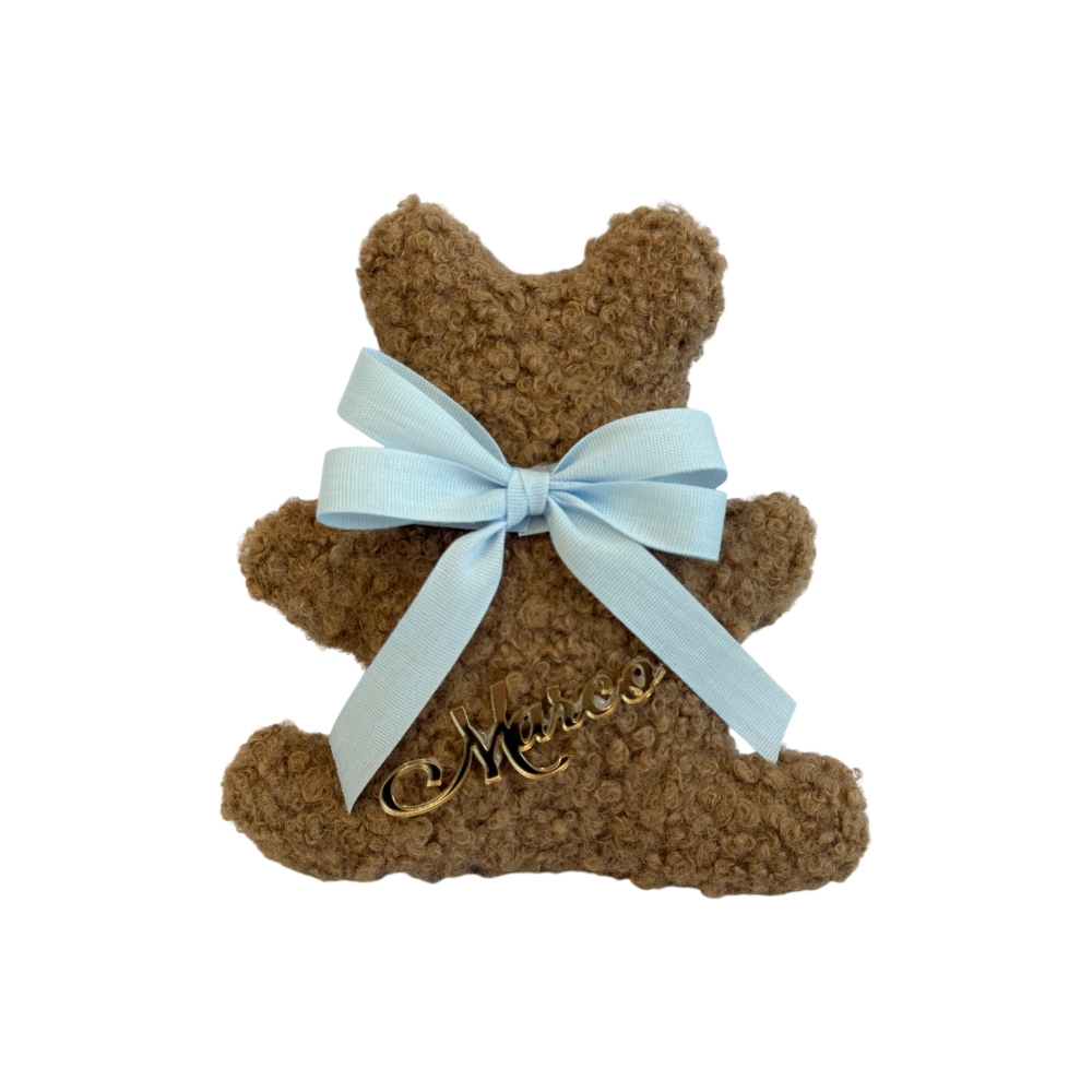 JMA2436 Teddy scuro con fiocco celeste e nome in plexi